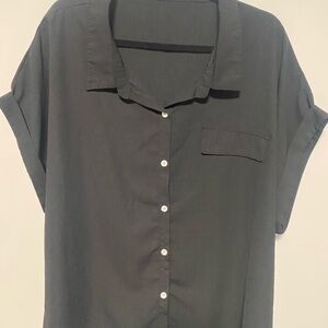 🛑SOLD🛑SHEIN Black Button-Up Shirt